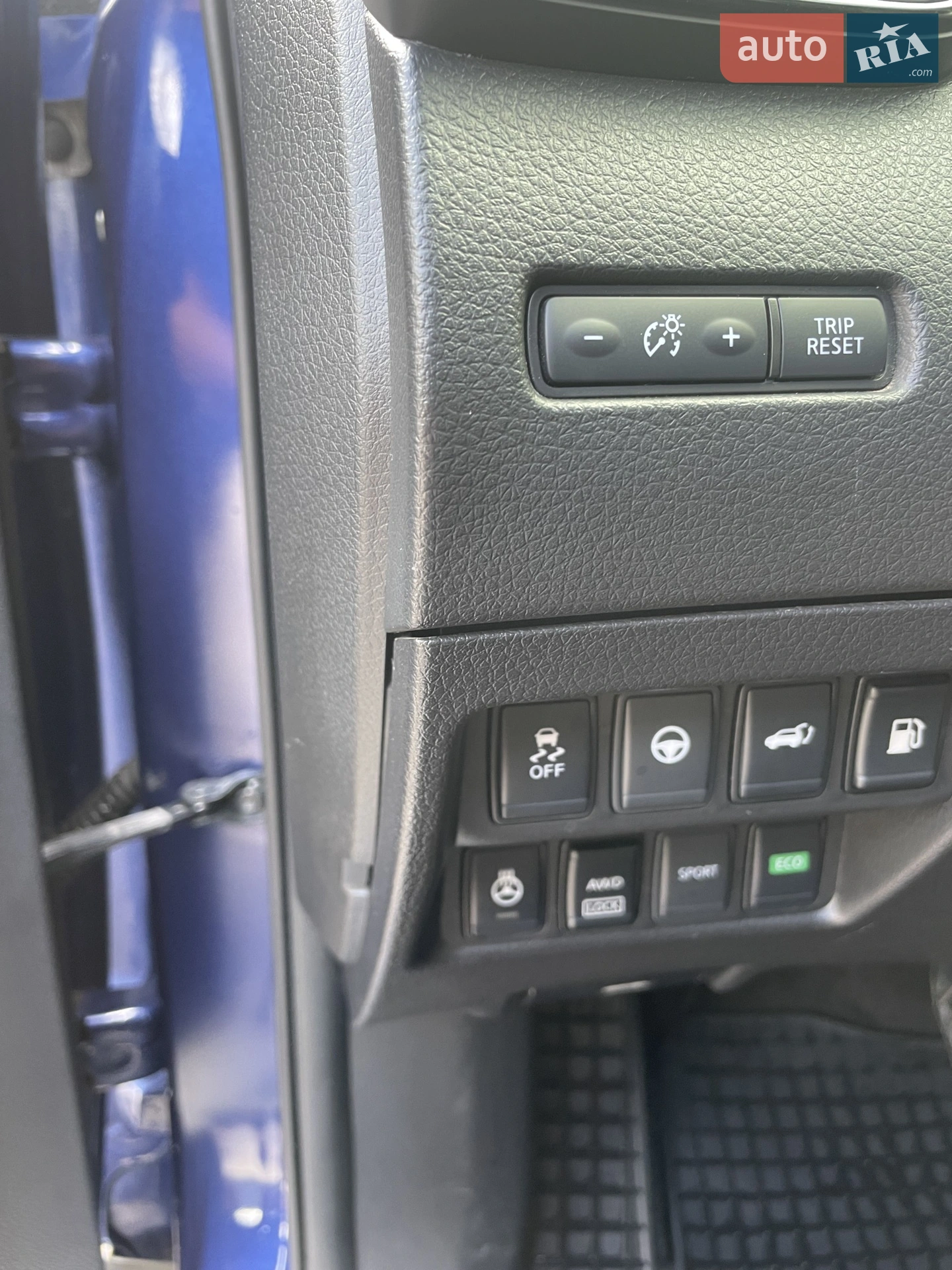 2019 Nissan Rogue - мініатюра 18