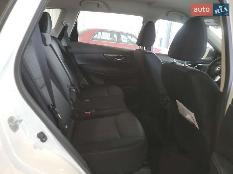 Внедорожник / Кроссовер Nissan Rogue 2016 в Одессе