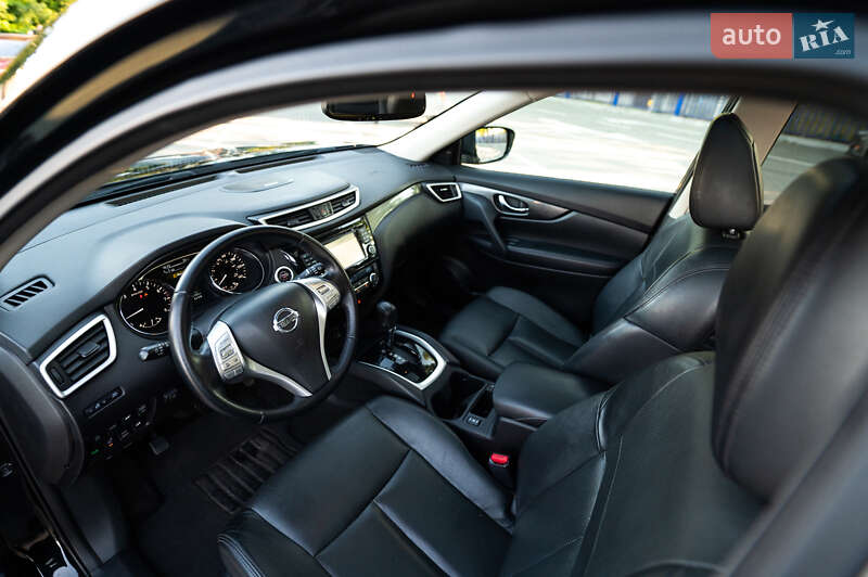 Позашляховик / Кросовер Nissan Rogue 2014 в Тернополі