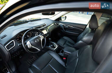 Внедорожник / Кроссовер Nissan Rogue 2014 в 
