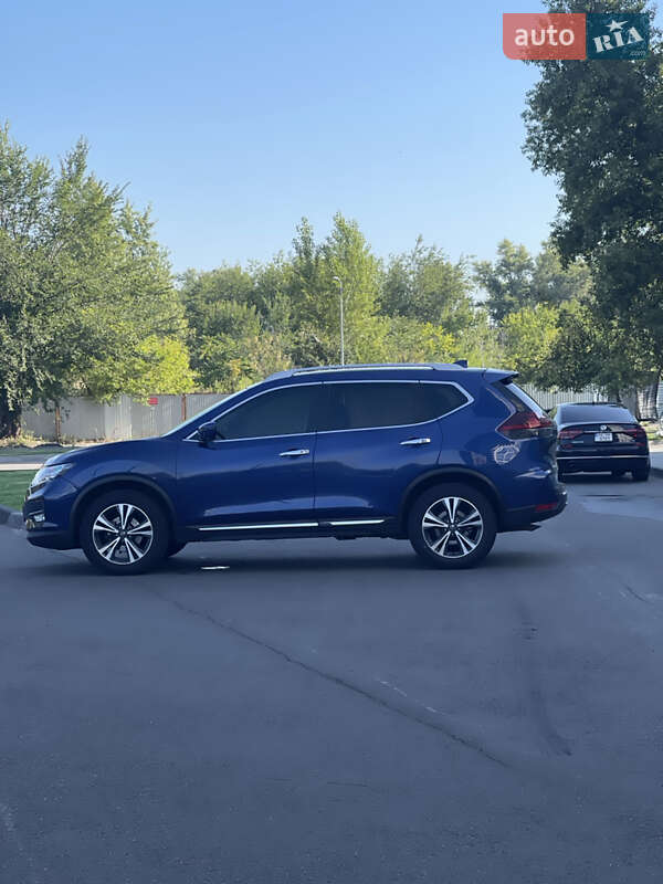 Позашляховик / Кросовер Nissan Rogue 2017 в Дніпрі фото 8 Позашляховик / Кросовер Nissan Rogue 2017 в Дніпрі