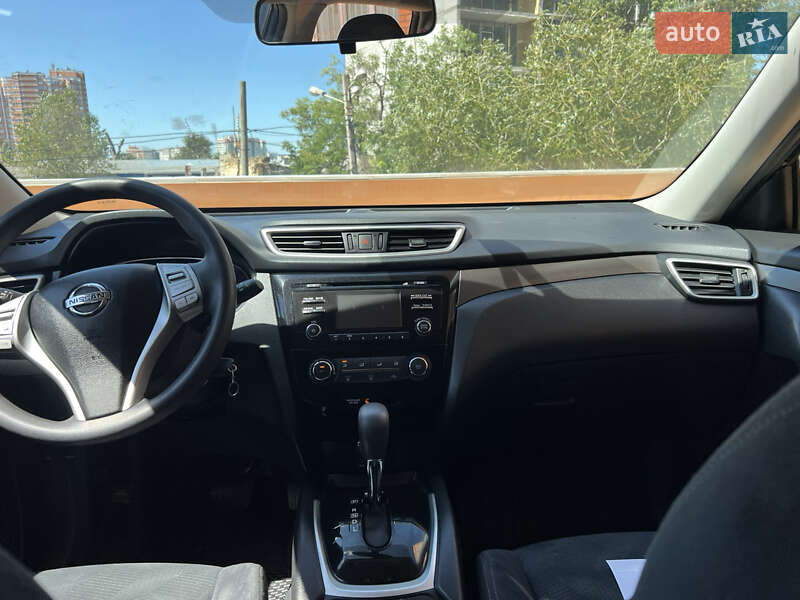 Внедорожник / Кроссовер Nissan Rogue 2016 в Одессе