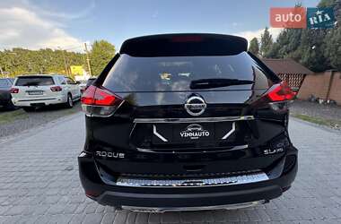 Внедорожник / Кроссовер Nissan Rogue 2016 в 