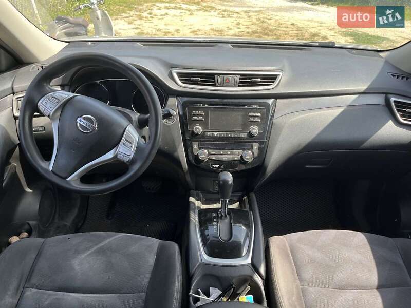 Позашляховик / Кросовер Nissan Rogue 2014 в Львові