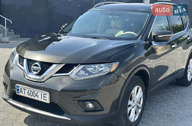 Внедорожник / Кроссовер Nissan Rogue 2014 в Львове