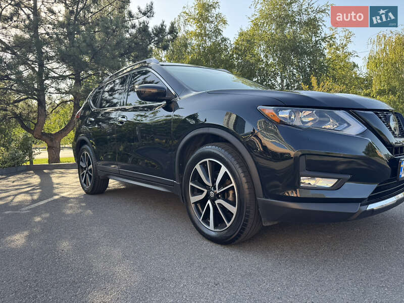 Внедорожник / Кроссовер Nissan Rogue 2018 в Днепре фото 4 Внедорожник / Кроссовер Nissan Rogue 2018 в Днепре