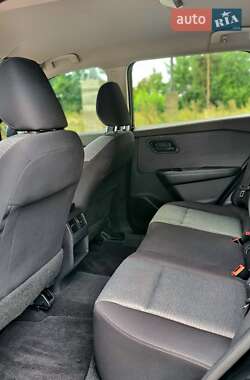 Внедорожник / Кроссовер Nissan Rogue 2021 в 