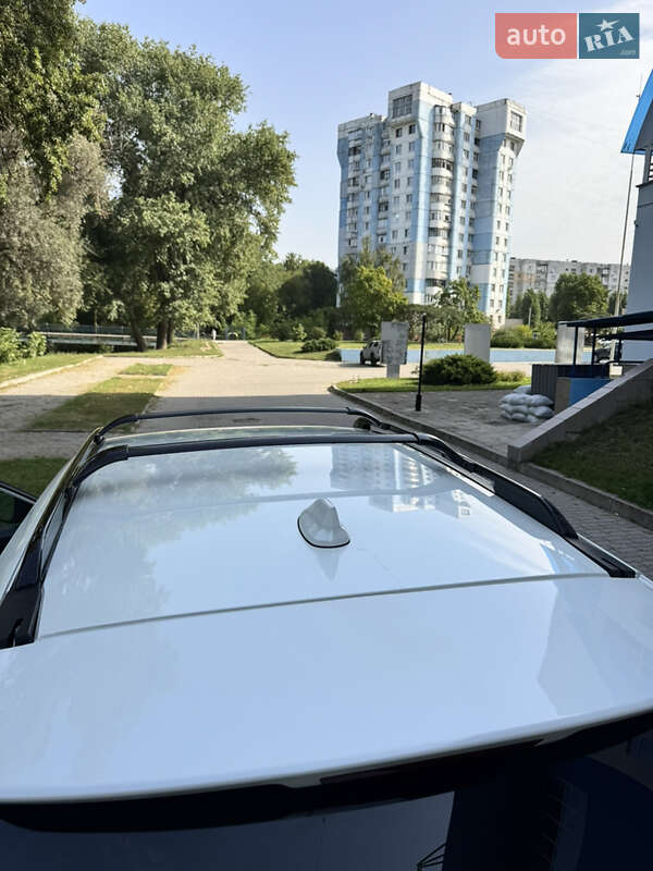 Позашляховик / Кросовер Nissan Rogue 2017 в Сумах