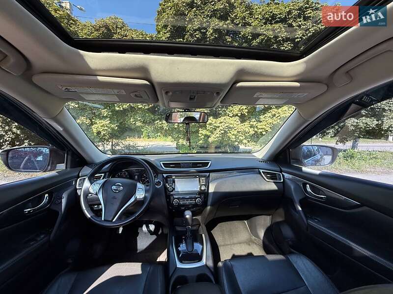 Внедорожник / Кроссовер Nissan Rogue 2014 в Харькове