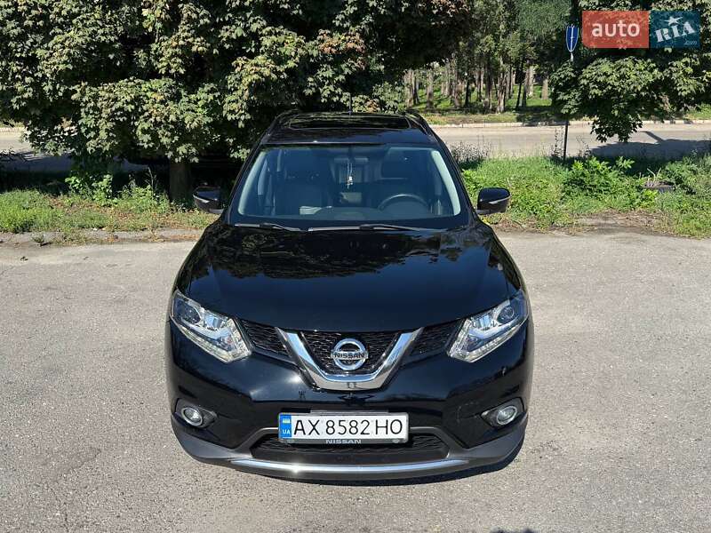 Внедорожник / Кроссовер Nissan Rogue 2014 в Харькове