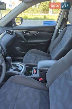 Внедорожник / Кроссовер Nissan Rogue 2015 в Кременчуге