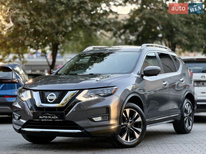 Внедорожник / Кроссовер Nissan Rogue 2017 в Одессе