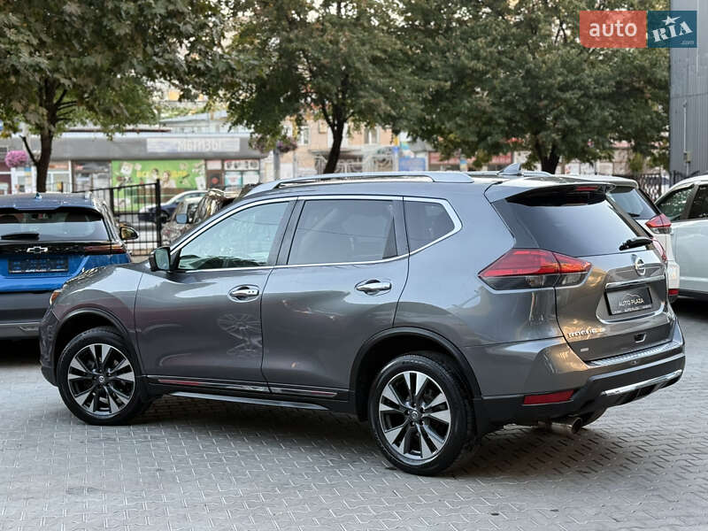 Внедорожник / Кроссовер Nissan Rogue 2017 в Одессе