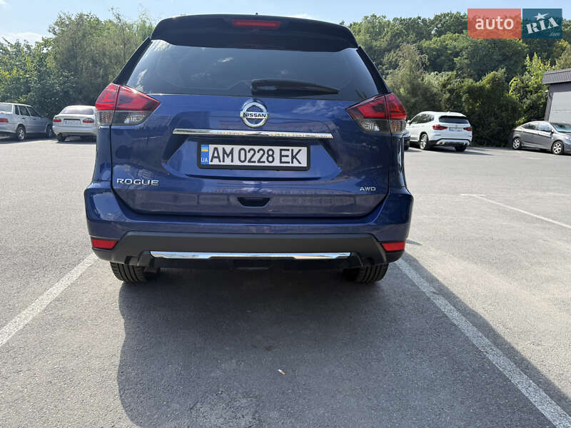 Позашляховик / Кросовер Nissan Rogue 2017 в Вінниці