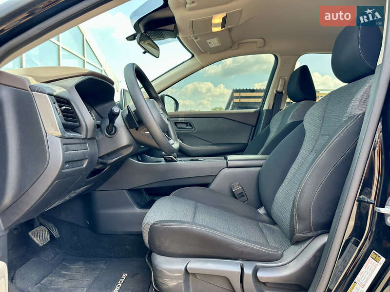 Внедорожник / Кроссовер Nissan Rogue 2021 в Киеве