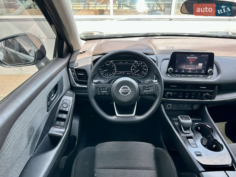 Внедорожник / Кроссовер Nissan Rogue 2021 в Киеве