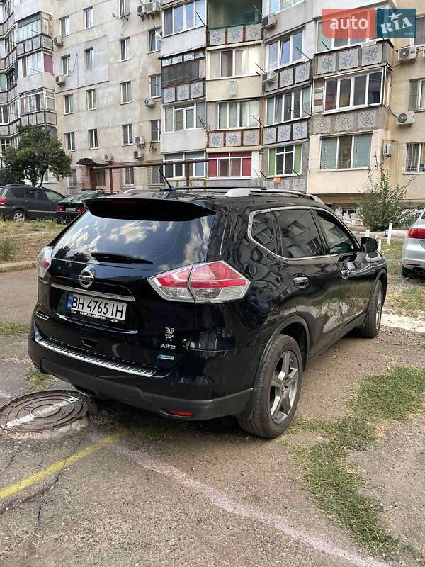 Позашляховик / Кросовер Nissan Rogue 2014 в Южному