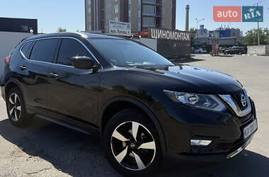 Позашляховик / Кросовер Nissan Rogue 2017 в Києві