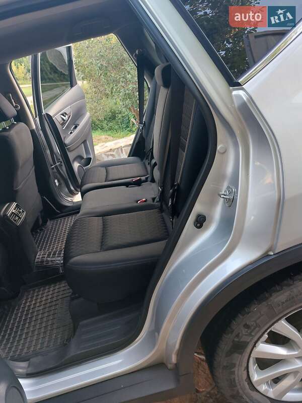 Внедорожник / Кроссовер Nissan Rogue 2018 в Харькове