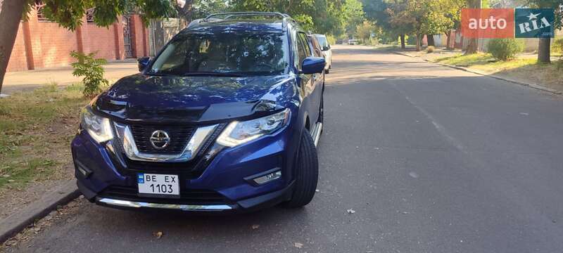 Позашляховик / Кросовер Nissan Rogue 2018 в Миколаєві