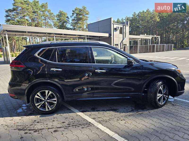 Внедорожник / Кроссовер Nissan Rogue 2019 в Маневичах