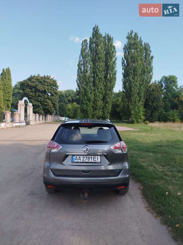 Внедорожник / Кроссовер Nissan Rogue 2015 в Нежине