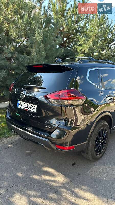Позашляховик / Кросовер Nissan Rogue 2018 в Вишневому фото 12 Позашляховик / Кросовер Nissan Rogue 2018 в Вишневому