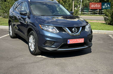 Внедорожник / Кроссовер Nissan Rogue 2015 в Кременчуге