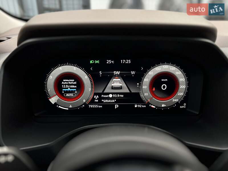 Внедорожник / Кроссовер Nissan Rogue 2023 в Ужгороде
