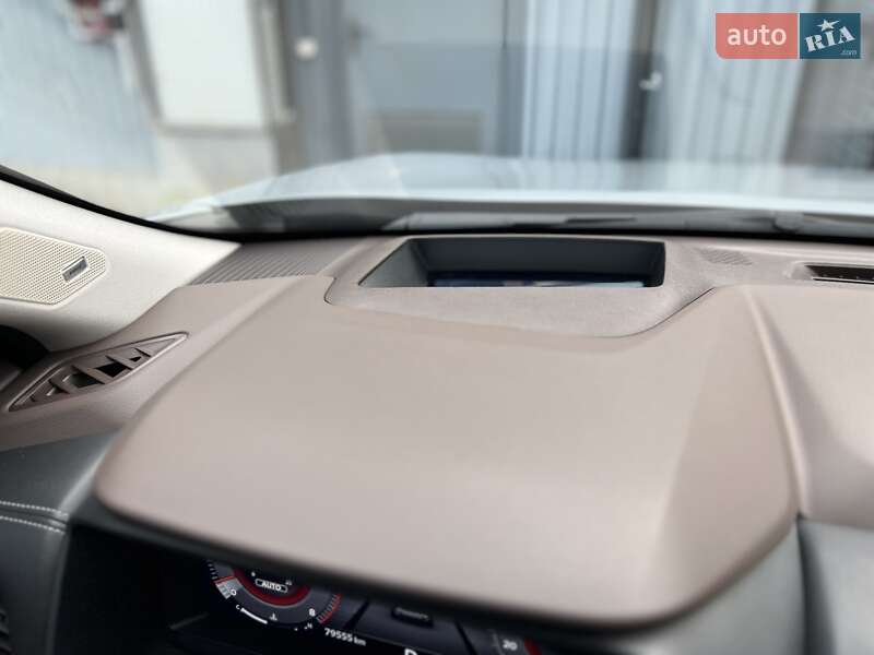Внедорожник / Кроссовер Nissan Rogue 2023 в Ужгороде