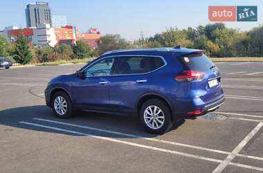 Внедорожник / Кроссовер Nissan Rogue 2017 в Херсоне