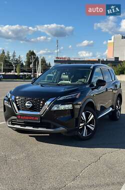 Внедорожник / Кроссовер Nissan Rogue 2023 в Белогородке