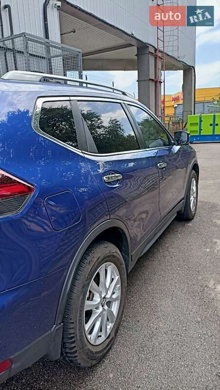 Позашляховик / Кросовер Nissan Rogue 2018 в Ніжині