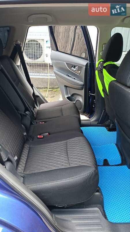 Позашляховик / Кросовер Nissan Rogue 2018 в Ніжині