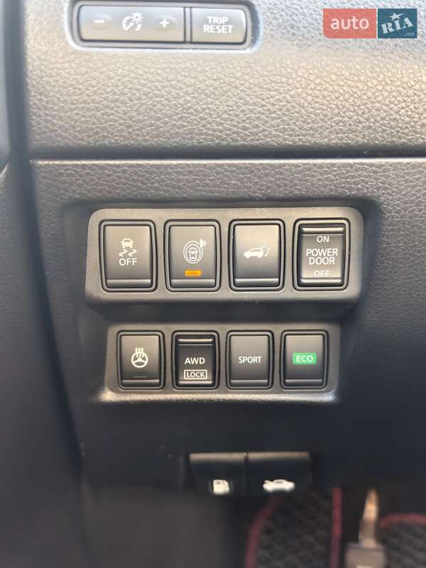 Внедорожник / Кроссовер Nissan Rogue 2016 в Львове фото 9 Внедорожник / Кроссовер Nissan Rogue 2016 в Львове