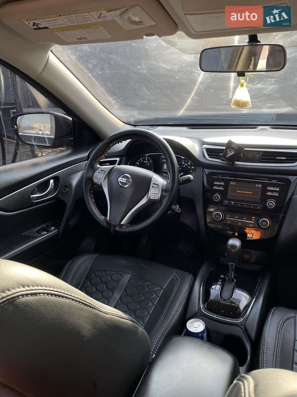 Внедорожник / Кроссовер Nissan Rogue 2016 в Одессе