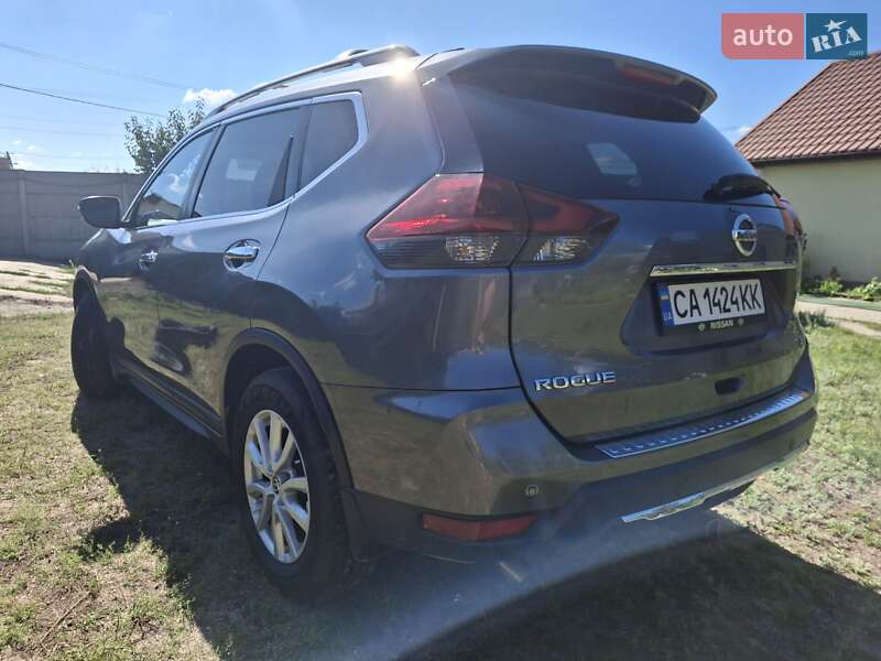 Внедорожник / Кроссовер Nissan Rogue 2020 в Черкассах