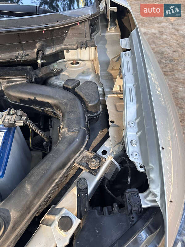 Позашляховик / Кросовер Nissan Rogue 2017 в Дніпрі фото 32 Позашляховик / Кросовер Nissan Rogue 2017 в Дніпрі