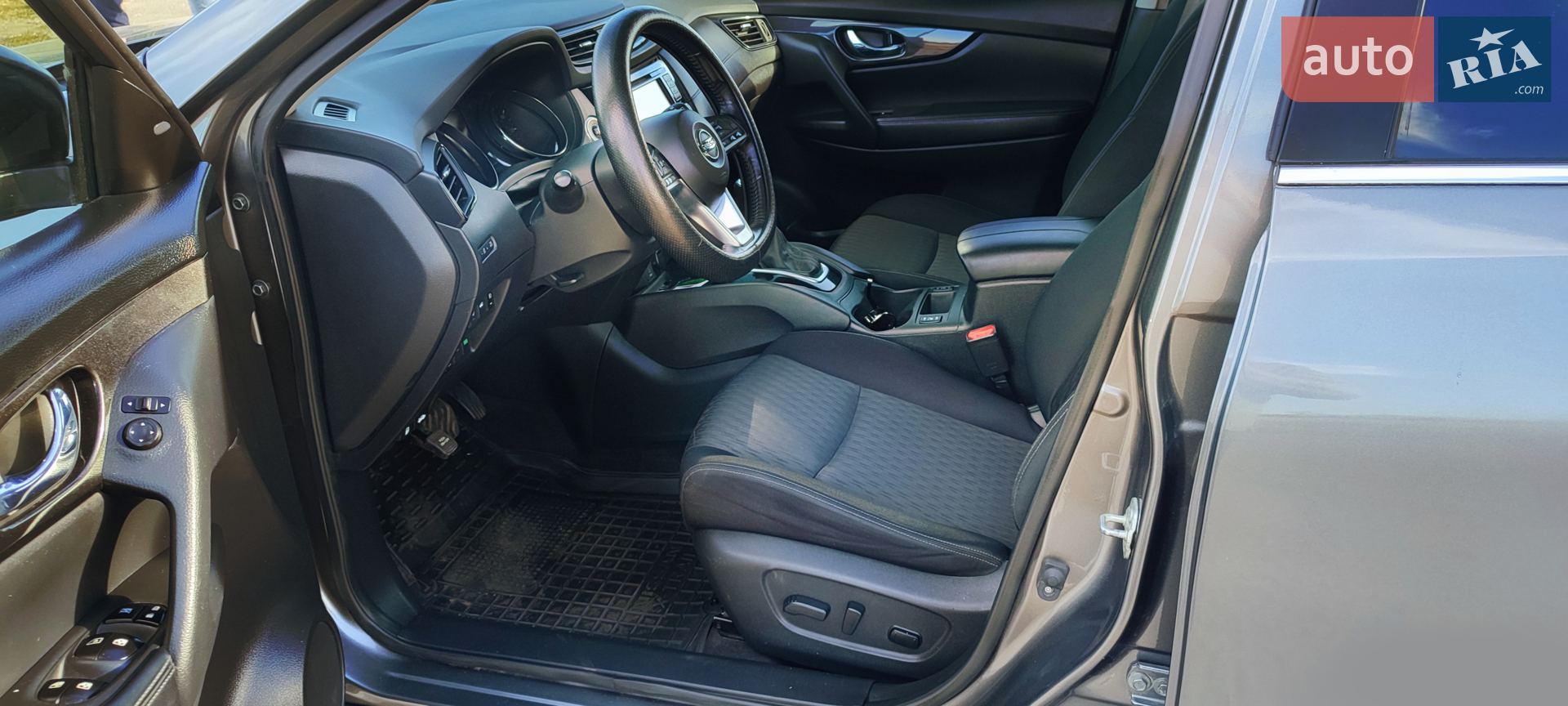 2017 Nissan Rogue - мініатюра 24