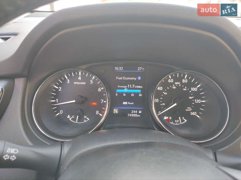 Внедорожник / Кроссовер Nissan Rogue 2017 в Днепре