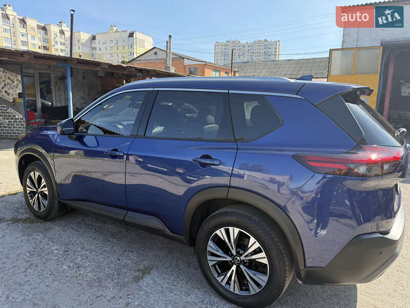 Позашляховик / Кросовер Nissan Rogue 2020 в Чернігові
