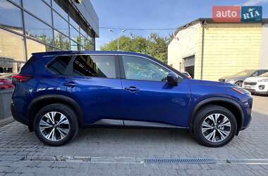 Внедорожник / Кроссовер Nissan Rogue 2023 в 