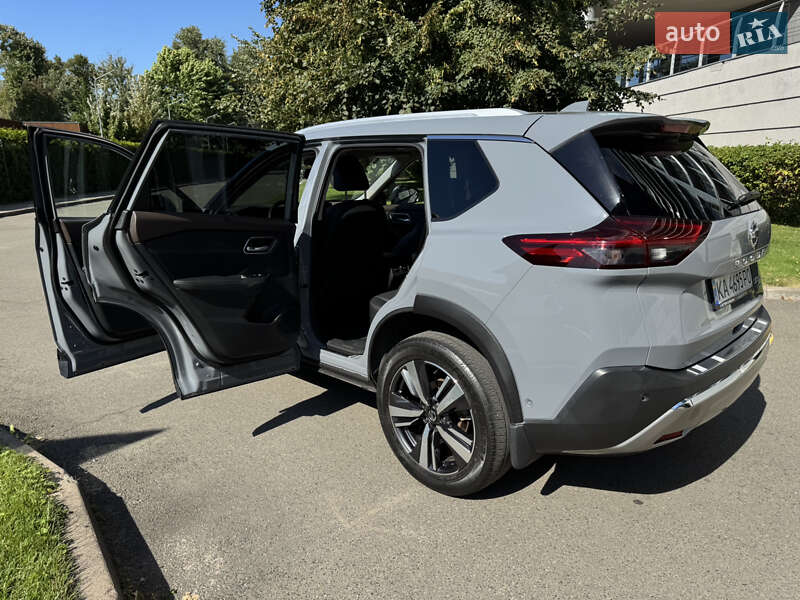 Позашляховик / Кросовер Nissan Rogue 2021 в Києві
