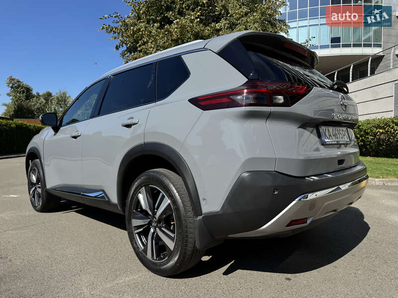 Позашляховик / Кросовер Nissan Rogue 2021 в Києві