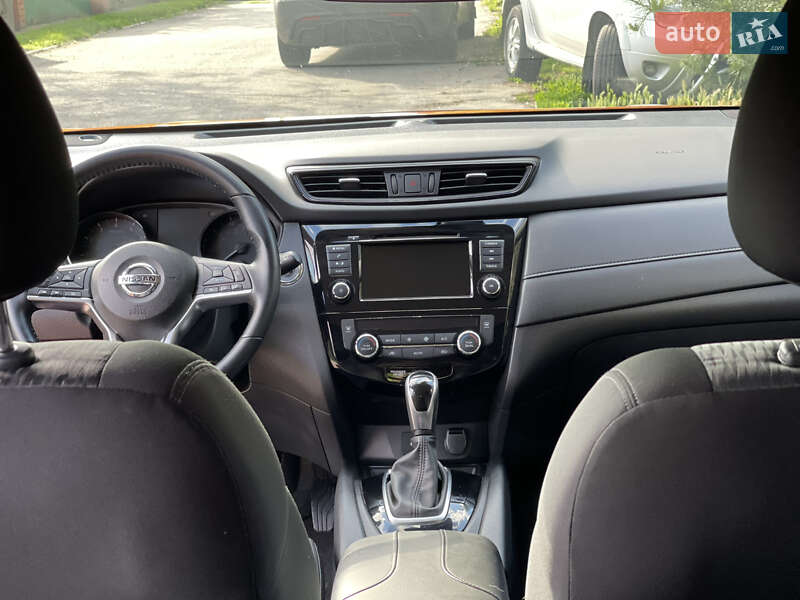 Внедорожник / Кроссовер Nissan Rogue 2019 в Днепре