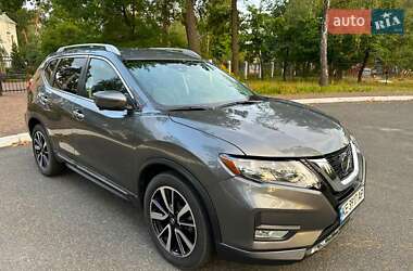 Позашляховик / Кросовер Nissan Rogue 2018 в Києві