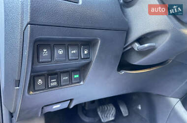 Внедорожник / Кроссовер Nissan Rogue 2019 в 