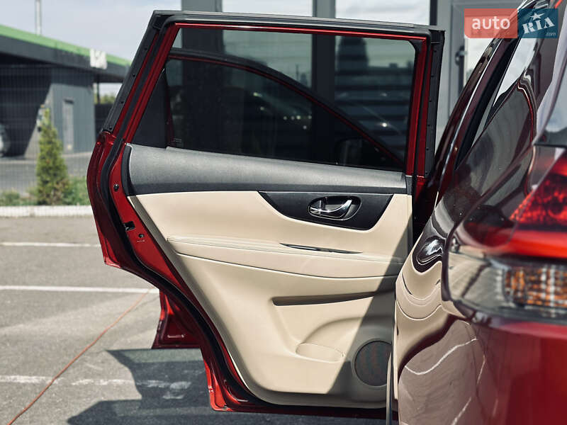 Позашляховик / Кросовер Nissan Rogue 2019 в Кременчуці