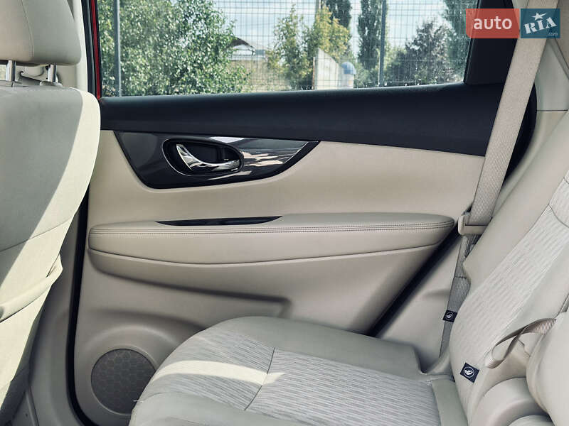 Позашляховик / Кросовер Nissan Rogue 2019 в Кременчуці