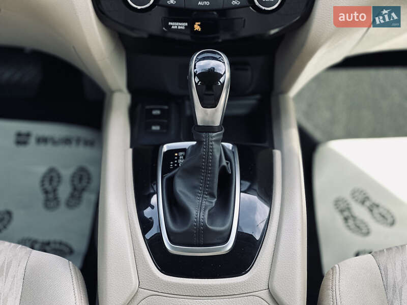 Позашляховик / Кросовер Nissan Rogue 2019 в Кременчуці